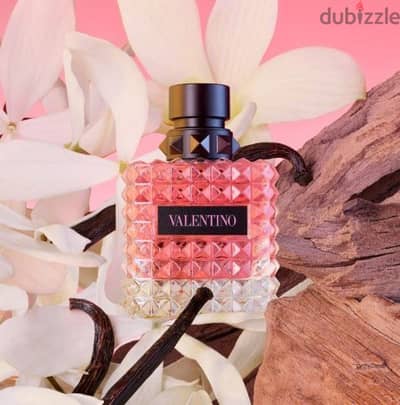 Valentino Donna Born in Roma ( shipping available)