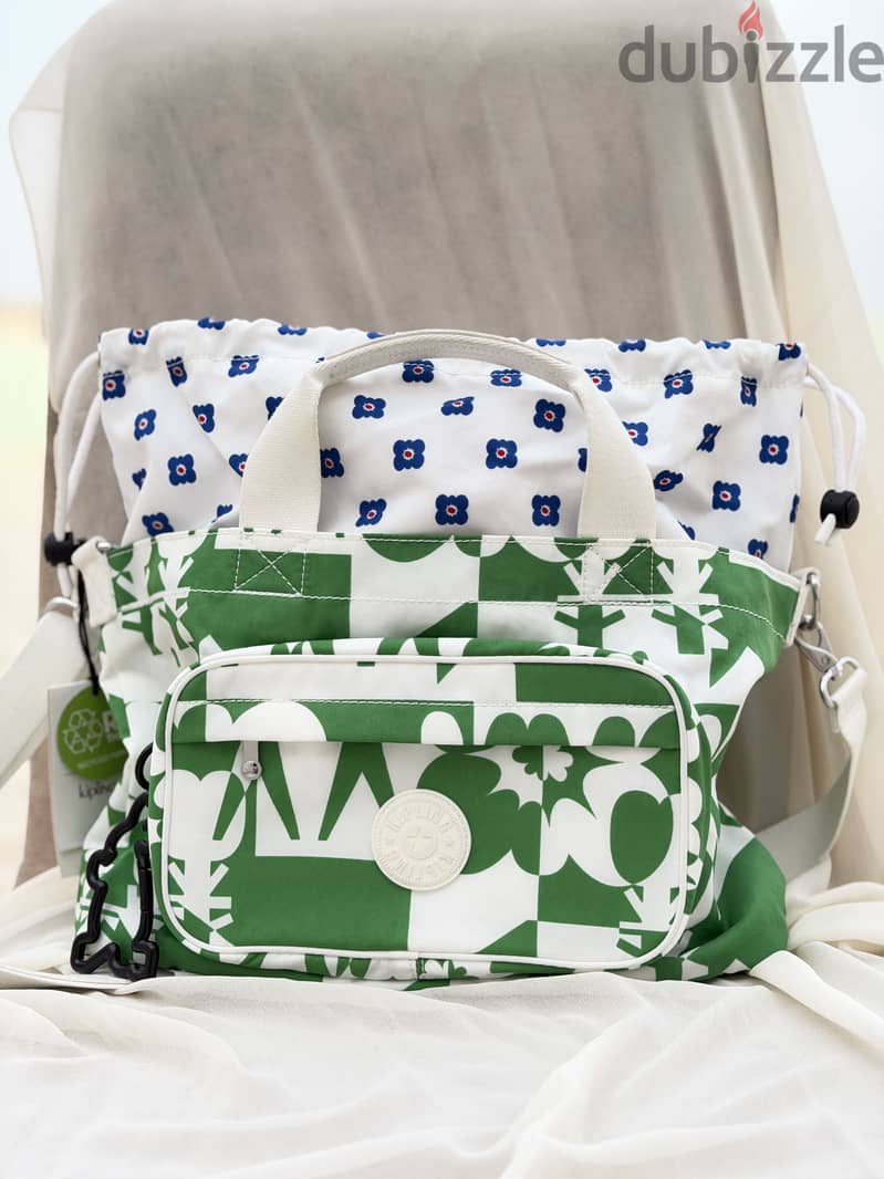 Kipling JIHOON Kipling X Minju Kim Medium Tote - Minju Multi PRT 14