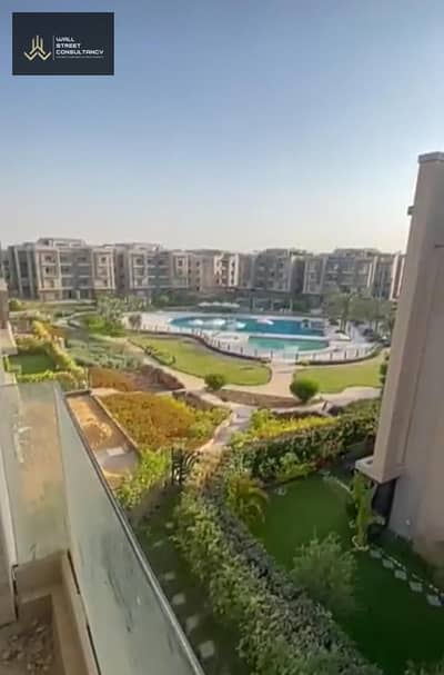 بنتهاوس ريسيل بحمام سباحة خاص برايم لوكيشن فيو مباشر على الـ Water Feature ولاند سكيب في كمبوند جاليريا مون فالي التجمع الخامس