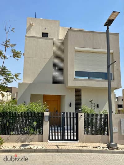 فيلا للبيع فى ارقى مشاريع بالم هيلز بسعر مميز فى ذا كراون
