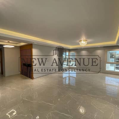 شقة فاخرة تشطيب كامل للبيع في تاج سيتي منطقة تي بارك ريزيدنسTaj City T Park Residence من شركة مدينة مصر بموقع متميز جداً يطل على لاندسكيب