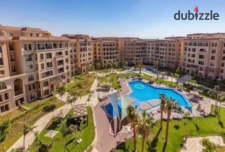 استوديو للايجار مفروش فرش فندقي في كمبوند 90 افينيو على شارع التسعين الجنوبي مباشر  قريب من الجامعه الامريكية ومول بوينت 90