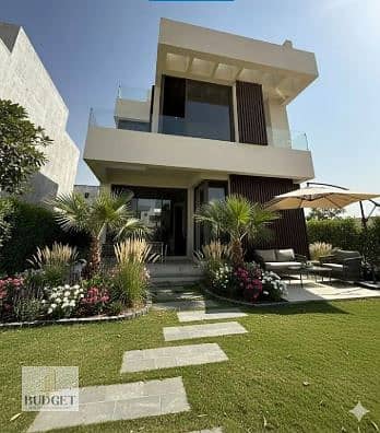 Standalone villa with a garden, 255m², in New Cairo | 275m² built-up area, with a 5% down payment and 10-year installments.