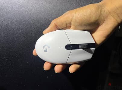 ماوس لوجيتيك g305 للبيع بحاله اكتر من ممتازه