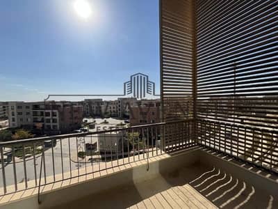 لوفت دوبلكس 195 متر استلام فوري  موقع متميز جداً فيو مفتوح في ديستريكت 5 شركة مراكز District 5 compound By Marakez
