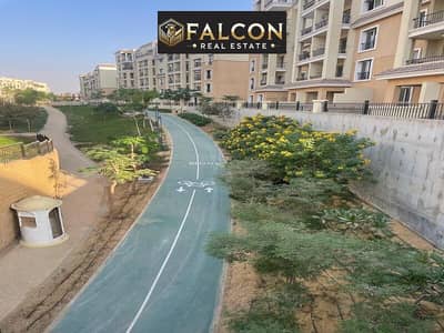 بخصم الكاش شقة غرفتين ب 3,7 مليون وجهه امامية علي طريق السويس امام مدينتي ف سراي SARAI NEW CAIRO