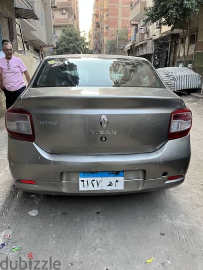 رينو نيو لوجان 2015