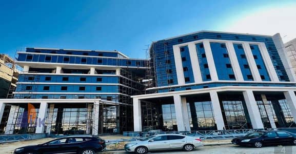 A prime investment opportunity: a leased bank for sale in the heart of the financial district, directly from the owner. Immediate handover on the Mini