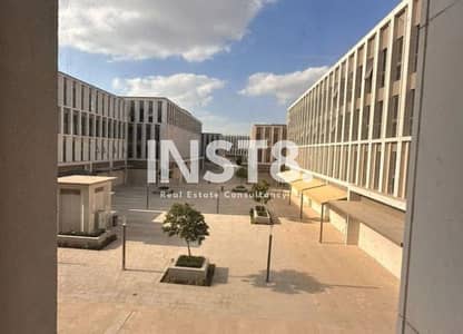 مكتب للايجار 136م كامل الخدمات في ميفيدا بيزنيس بارك
