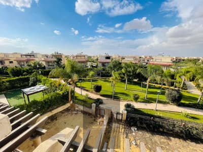 For sale in Madinaty, E3 model villa, wide garden view, immediate delivery without deposit differences, large land deposit