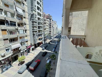 شقة للبيع 186م سموحة - مصطفي كامل