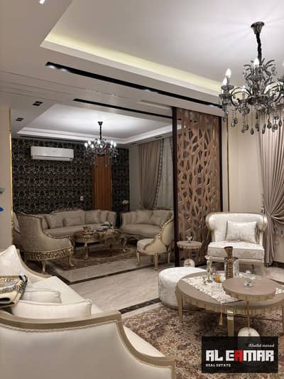 شقه للبيع في زايد هايتس تشطيب luxury لاصحاب الرقي