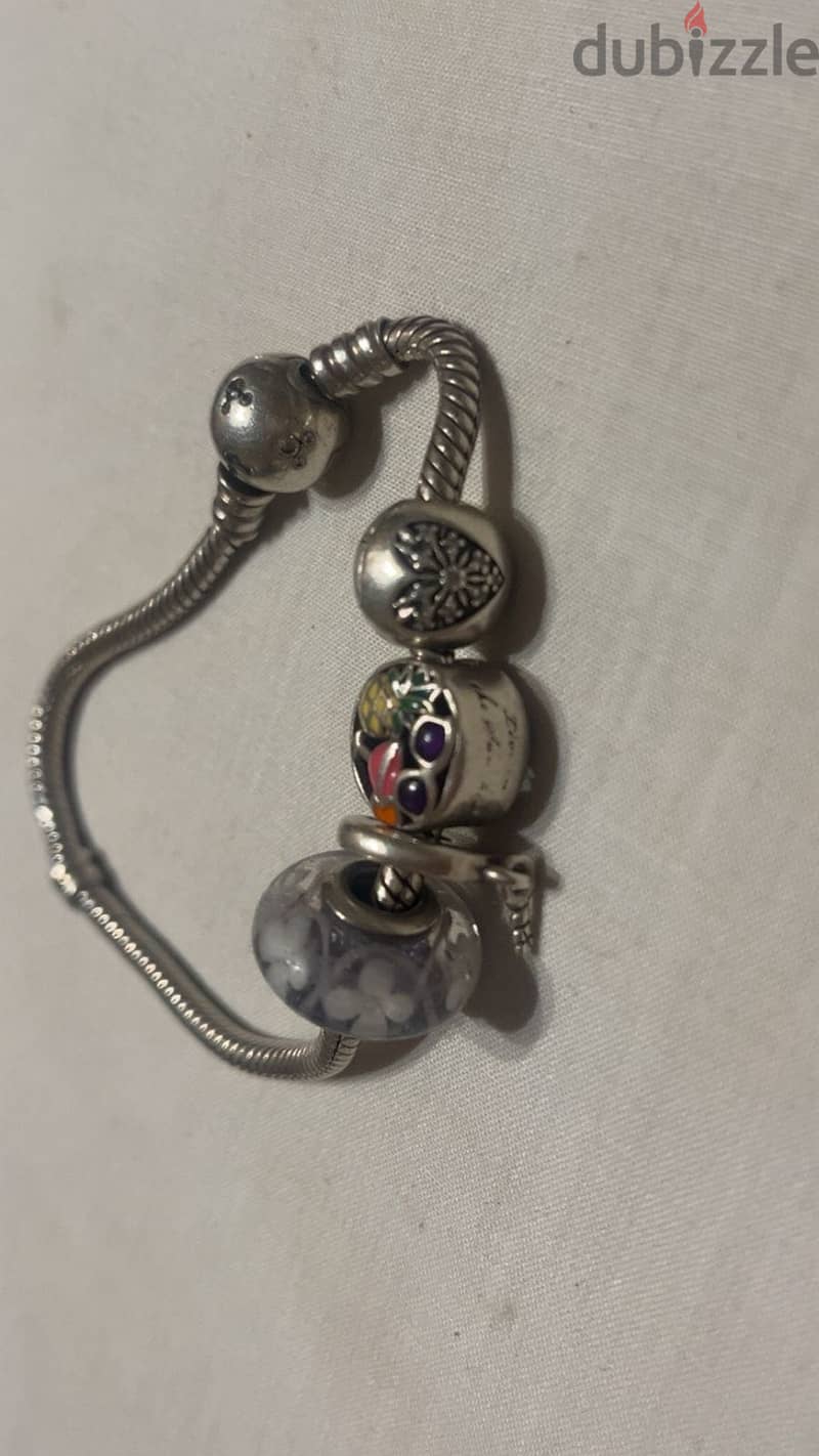 Disney pandora with charms 1