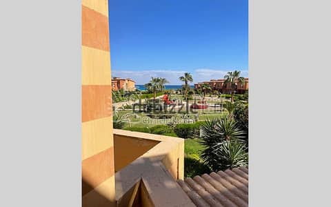 Chalet for sale with ACs, first row on the sea, immediate delivery – Blumar Dome, Ain Sokhna