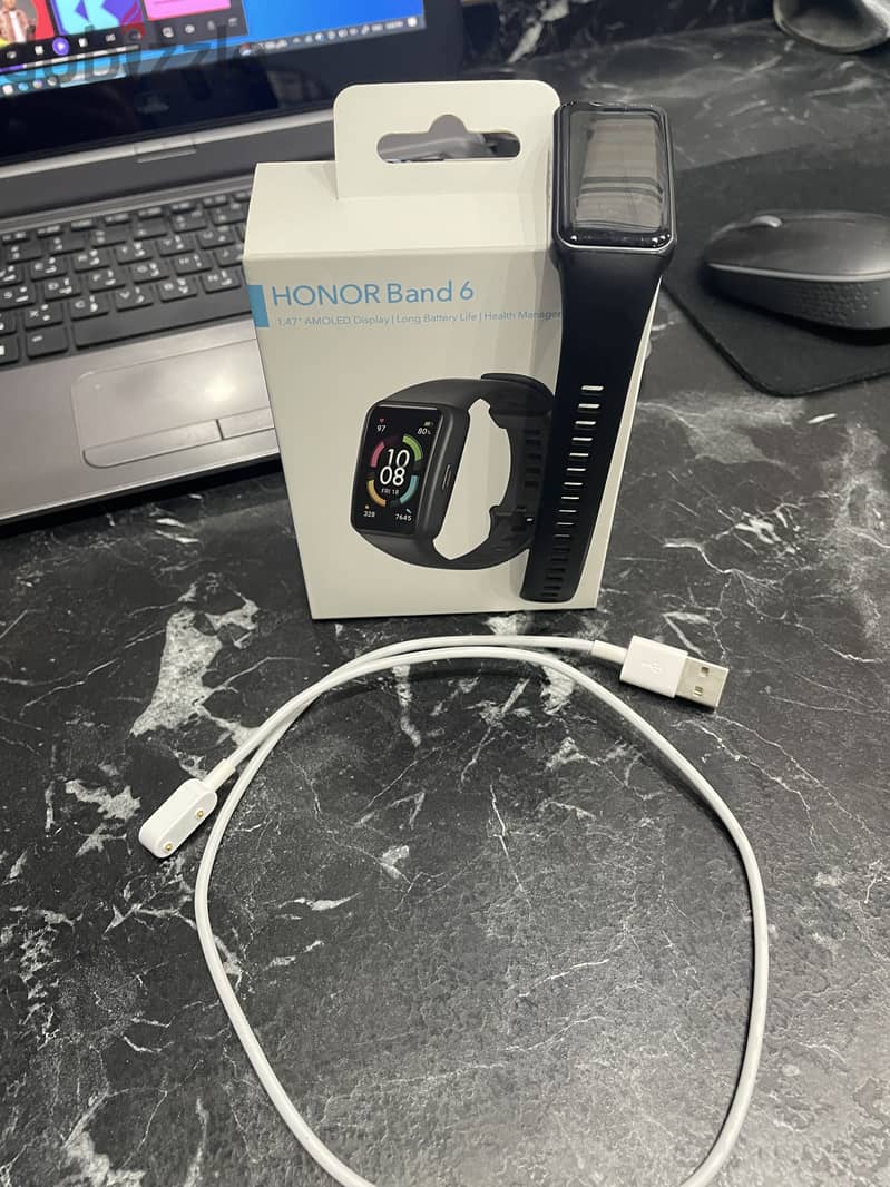 Honor band 6 GREAT CONDITION 7