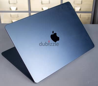 فزصه بجد MacBook Air 15-inch M2 (مواصفات خاصة - كسر زيرو)