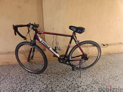 عجله trinx tempo 1.4 road سبع سرعات عجله سريعه خفيفه علي الطريق