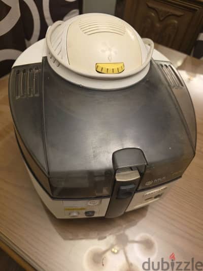 للبيع: قلاية هوائية ديلونجي (Delonghi Airfryer FH1363)