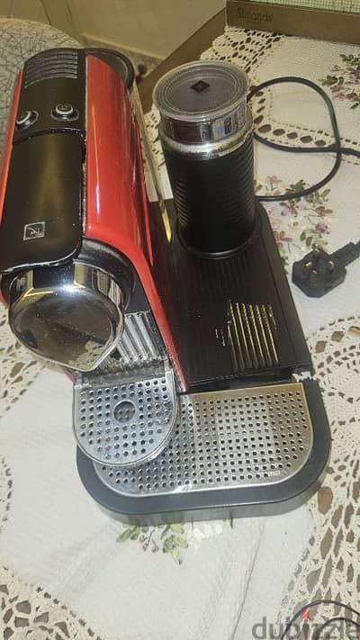 Nesspresso Coffe Machine