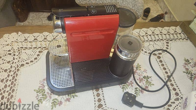Nesspresso Coffe Machine 1
