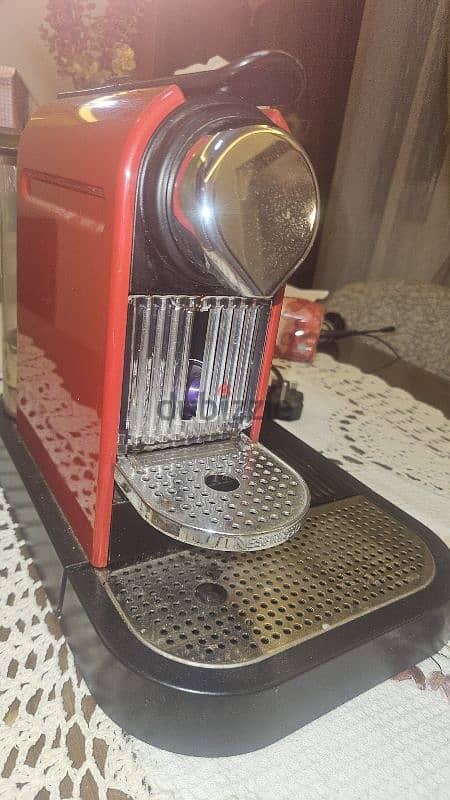 Nesspresso Coffe Machine 3