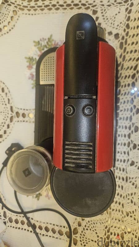 Nesspresso Coffe Machine 4