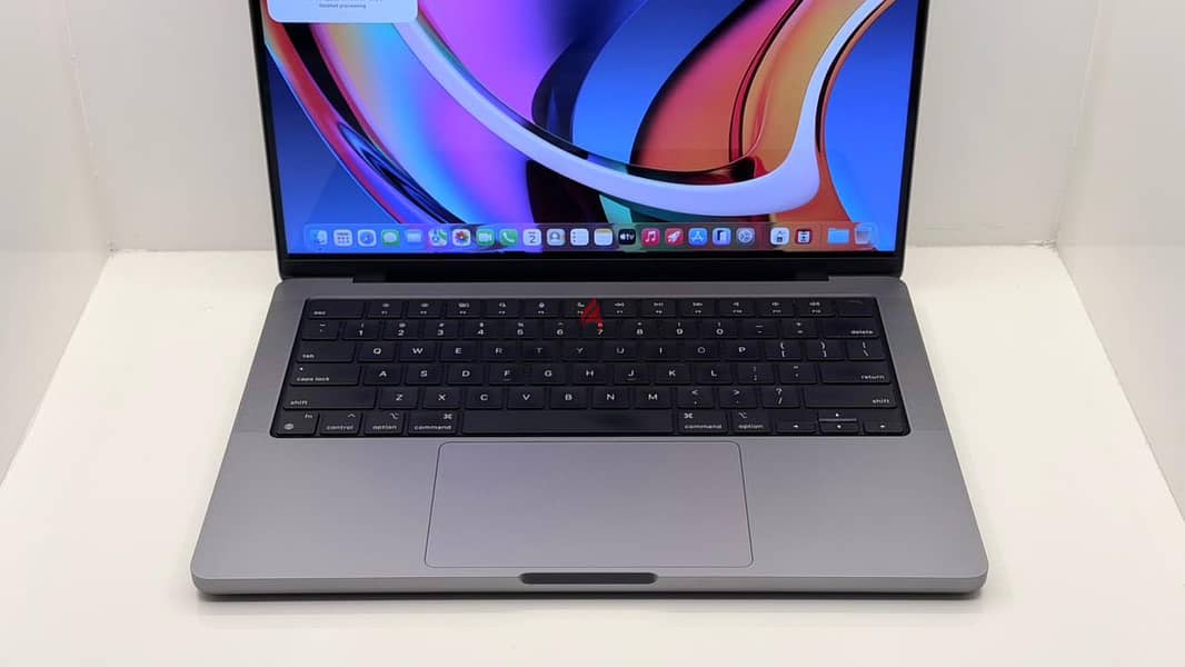 MacBook Pro M2 Pro 14-inch 1