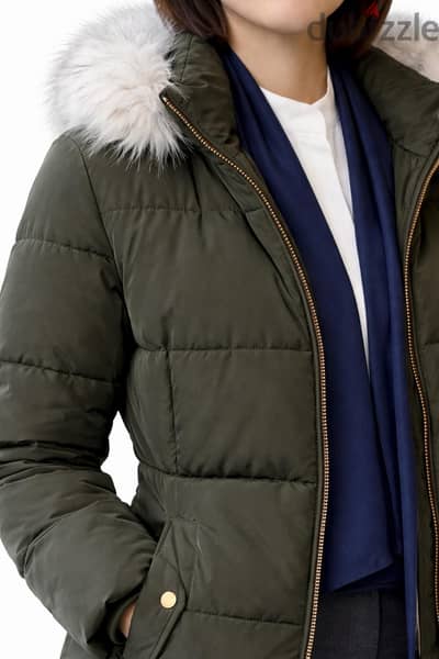 Jacket waterproof for women small size new from dubai  جاكيت نسائي جدي
