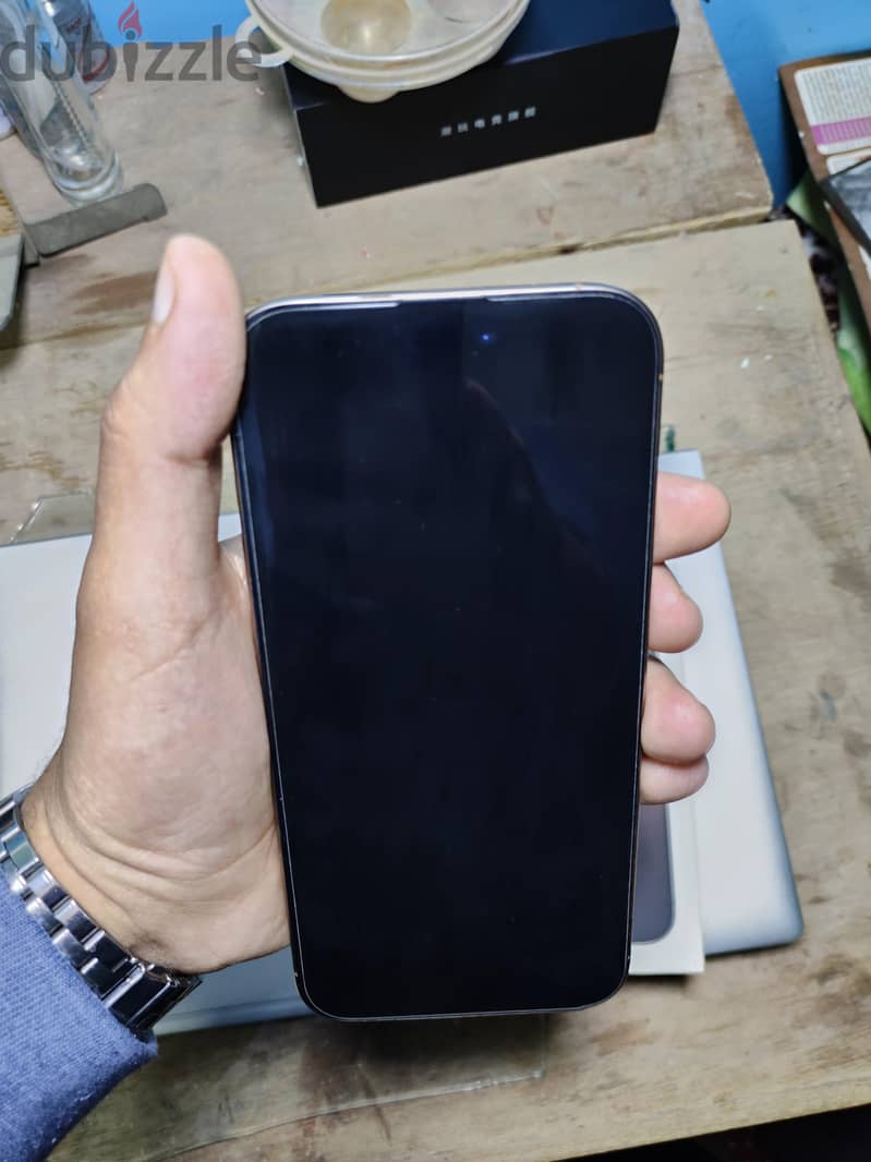 iphone 16 pro max 2