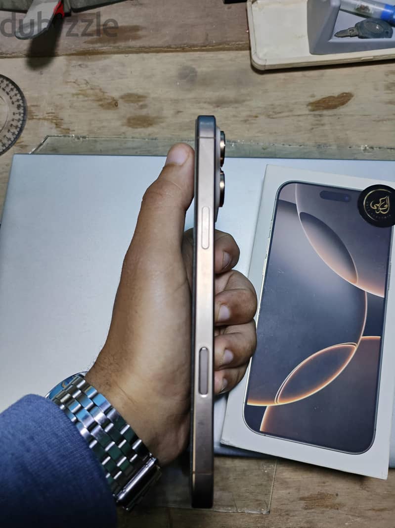 iphone 16 pro max 6