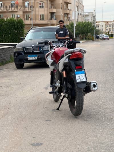 هوجين اريس