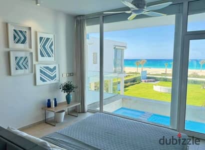 Fully finished chalet in a prime location at Hacienda White for sale, directly overlooking the sea in the North Coast.