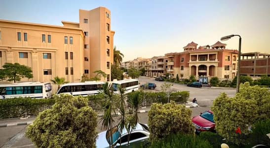 شقه للايجار الإداري او السكني في الحي التاني بالتجمع الخامس NEW CAIRO