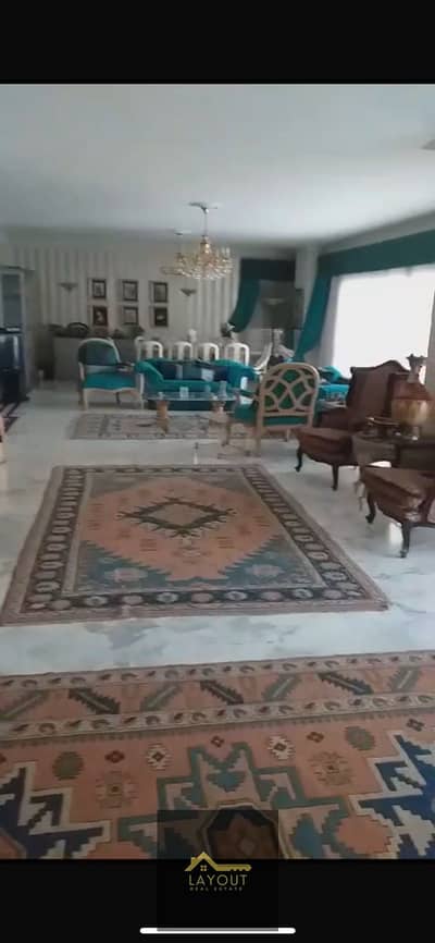 "دور كامل 500م في مدينة نصر بـ 25,000,000 جنيه – 14 غرفة + يصلح إداري أو سكني "