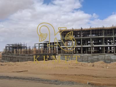 BULDING STAND ALONE 833 SQ M CONSTRUVTED DELIVERY 2 YEAR FOR BIG COMPANY , BANKS FRONT OF GATE 17 EL REHAB NEW CAIRO