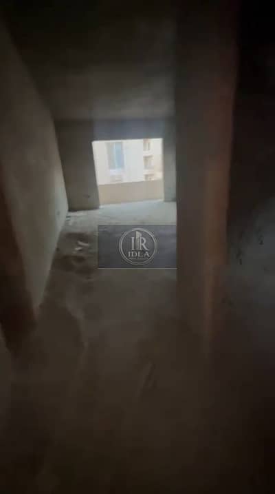 للبيع ف حى الاندلس بالقرب من الخدمات و دقايق من التسعين الجنوبى و بالقرب من الجامعه الامريكيه و الخدمات
