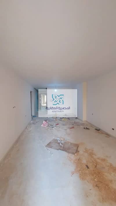 شقه للايجار اداري  بالقرب من كارفور والدائري  بعقد سكني  شارع كارفور الرائيسي  بالقرب من مسجد العظيم بالقرب من شارع الزهراء الرائيسي بالقرب من منطقه ا