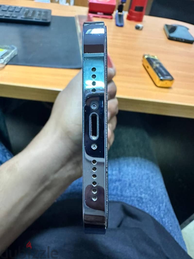 13 برو ماكس 4