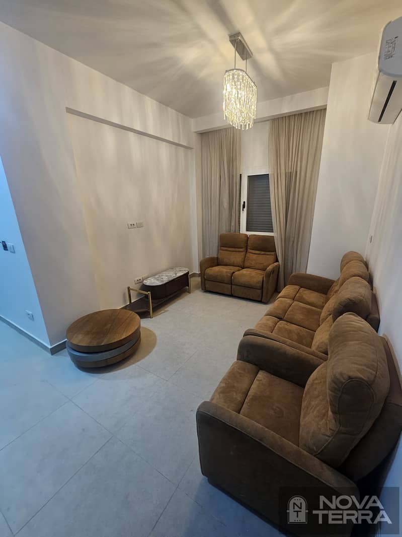 5 BR Stand Alone Villa in Mazarine, photo 12 of 21