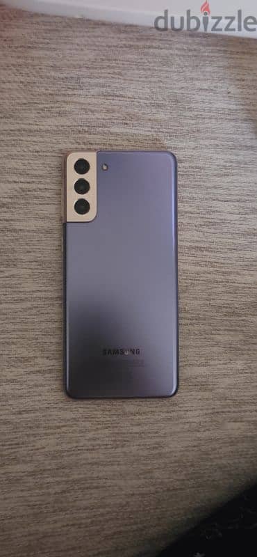Samsung s21 plus 1