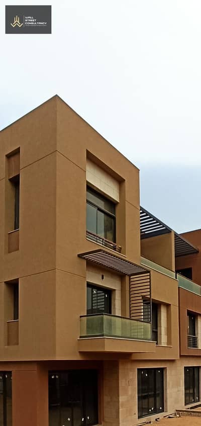 Townhouse resale unique location directly overlooking the pool semi finished ready to move inside District 5 – New Cairo Fifth Settlement Townhouse resale unique location directly overlooking the pool semi finished ready to move inside District 5 – New Cairo Fifth Settlement