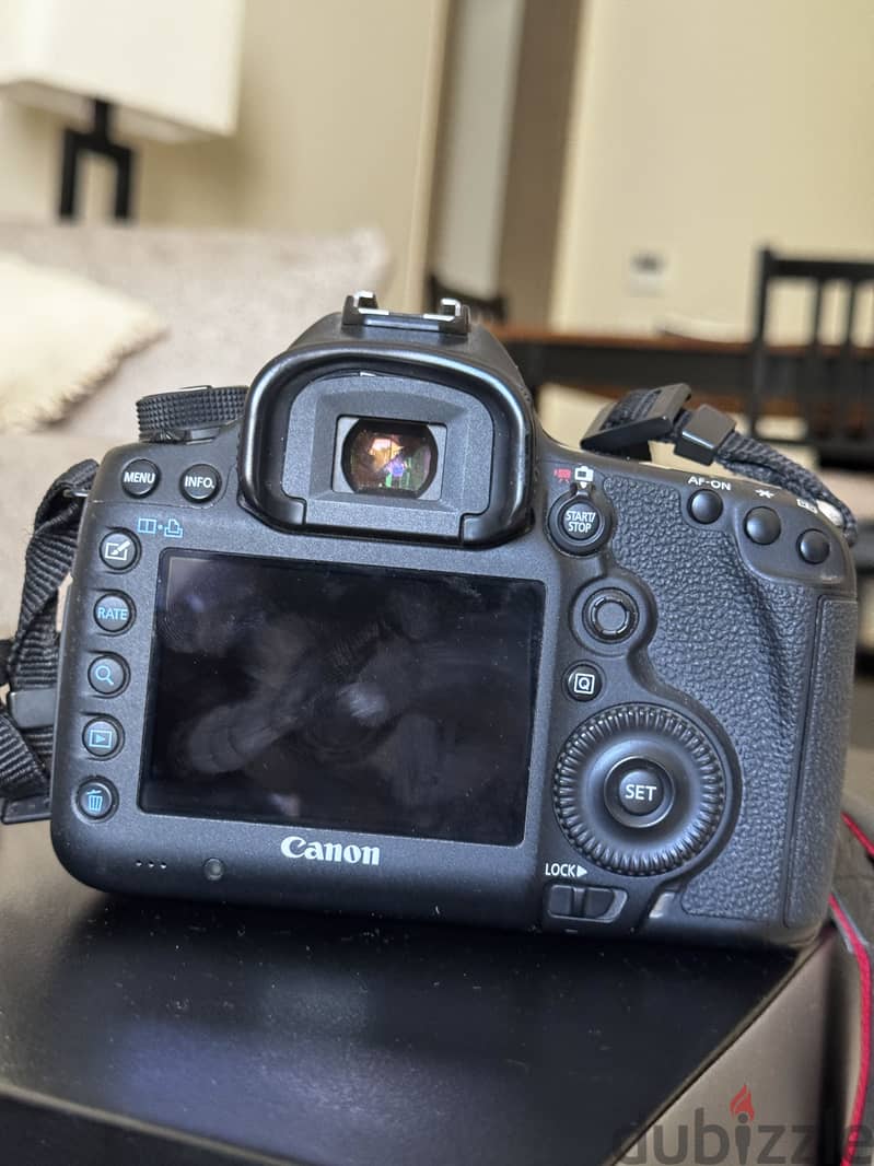 Canon EOS 5D Mark III + 28-105mm Lens 2