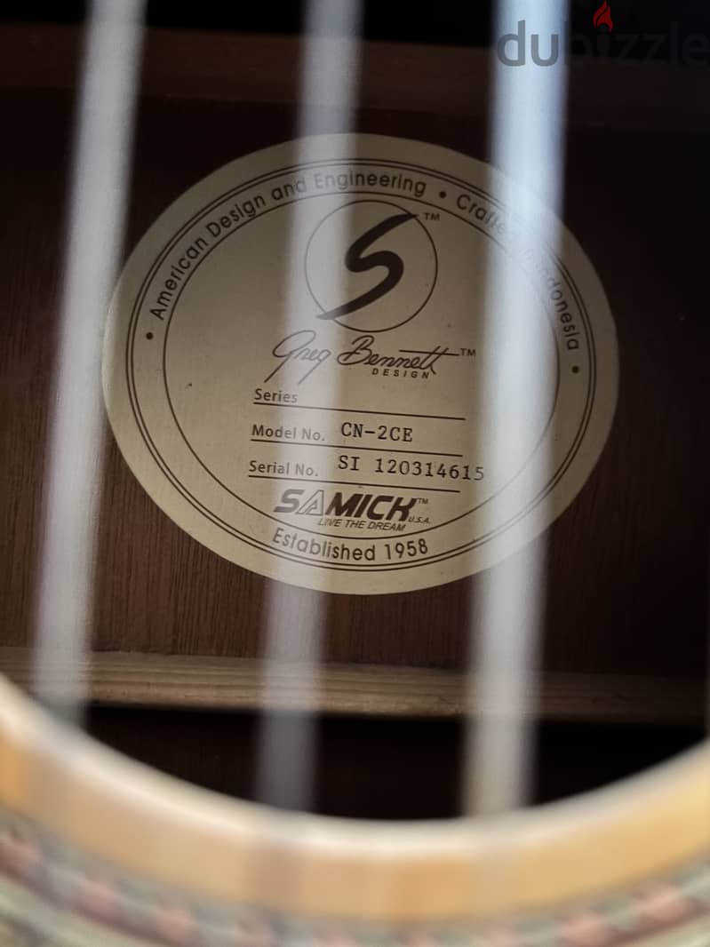 Classic guitar Samick CN-2CE + briefcase 1