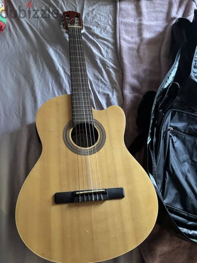Classic guitar Samick CN-2CE + briefcase