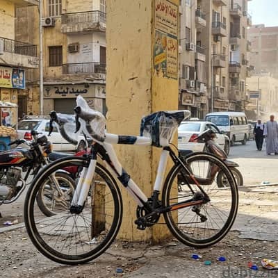 Hador Strada 500 Road bike