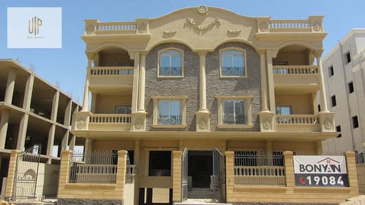 Luxury apartment for sale in Al-Qarnfal villas next to the Public Prosecutor and Al-Rehab 270m second line from the main road facades made of Hashemite stone