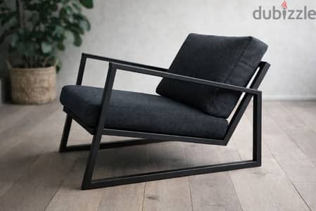 كرسي Lounge مودرن – تصميم هندسي فاخر بإطار حديد Premium