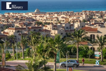 شاليه 2 غرف نوم للبيع في لافيستا راس الحكمة الساحل الشمالي بمساحة 110 متر