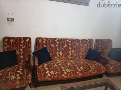 انتريه ٤ مقاعد وكنبة