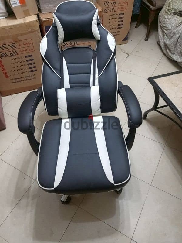 UNIQUE GAMING CHAIR 3
